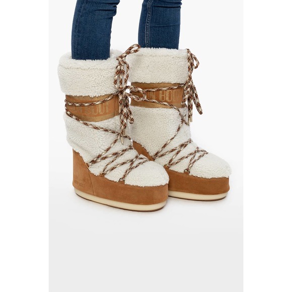 moonboot shearling